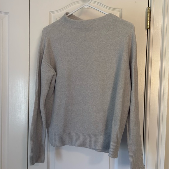 Ann Taylor Wool Sweater - Picture 1 of 5